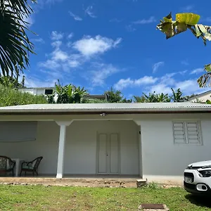Jolie Maison Creole - Confort Hébergement de vacances